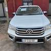 Toyota Hilux Diesel 4x4 Blanc Robustesse thumb 0