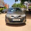 Toyota Yaris 2019 thumb 3