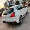 Peugeot 3008 2016 thumb 2