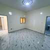 Maison en cour de finition 2 niveaux avec garage thumb 7