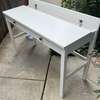 Table venant d'Allemagne thumb 0