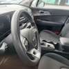 KIA SPORTAGE thumb 3