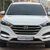 Hyundia tucson thumb 0
