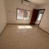 Jolie villa F6 avec jardin à Ngor Almadies thumb 10