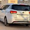 KIA CARNAVAL  2016 thumb 11