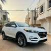 Je vends ma Hyundai Tucson 2016 automatique essence thumb 2