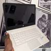 HP envy i7 6th gen / 8gb ram / 256gb thumb 2