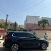 BMW X5 SUV noir automatique spacieux et puissant thumb 3