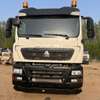 Sinotruck Howo NX 6X4 Tractor truck ´ thumb 1