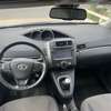 Toyota versso thumb 7