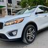Je vends ma kia sorento 2017 automatic essence AWD thumb 4
