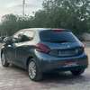 Peugeot 208 manuel diesel venant thumb 5