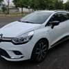 Renault Clio Berline Blanche Toit Ouvrant Jantes Alliage thumb 2