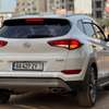 Hyundai Tucson thumb 4