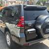 Toyota Land Cruiser 2022 SUV gris métallisé thumb 7