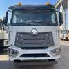 Sinotruck HOWO NX 6X4 thumb 1