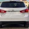 MITSUBISHI OUTLANDER thumb 3