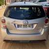 Toyota verso 2017 thumb 2