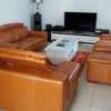 Salon 7 place en Semi cuire disponible comman minimum 7 thumb 4