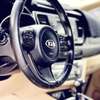 KIA SEDONE 2016 (voiture familiale) thumb 8