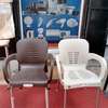 Chaises en plastique thumb 1