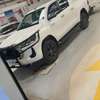 LOCATIONS PICKUP TOYOTA HILUX thumb 1