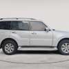 Mitsubishi Pajero 2017 – Confort et puissance thumb 8