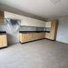 Appartement à vendre aux points e neuf jamais habité thumb 3