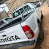 Toyota Hilux pick-up double cabine blanc robuste 2014 thumb 0