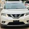 Nissan rogue année 2016 venant thumb 1