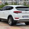 Hyundia Tucson thumb 9