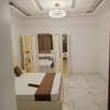 Appartement moderne marbre lumineux avec LED design thumb 4