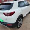 Kia stonic 2018 thumb 2