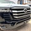 Toyota land cruiser LC300 thumb 10