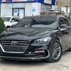Hyundai grandeur thumb 1