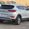 Hyundia Tucson thumb 4