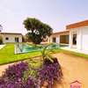 Villa neuve en rés à vendre à Nguerigne thumb 2