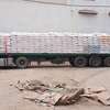 Camion semi-remorque blanc charge lourde transport thumb 0