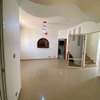 Villa a louer Vdn exclusif thumb 6