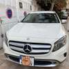 Mercedes Benz GLA 250 thumb 0