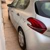 Peugeot 208 2019 thumb 4