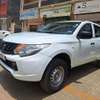 Mitsubishi l200 2018 thumb 1