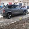 Hyundai voiture compacte gris métallisé économique thumb 9