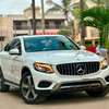 mercedess glc 300 4matic thumb 2
