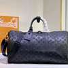 Sac de voyage Louis Vuitton en cuir noir à dakar thumb 7