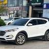 Hyundia Tucson thumb 3