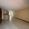 APPARTEMENT F2 À VENDRE AU POINT E thumb 4