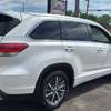 Toyota Highlander thumb 3