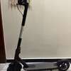 Trottinette électrique pliable noire urbaine thumb 1