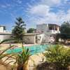 Villa à louer par mois thumb 0